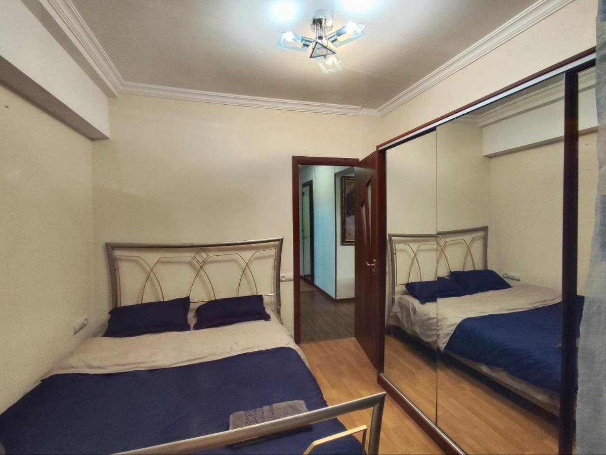 Hotel In Center Of Ереван Екстериор снимка